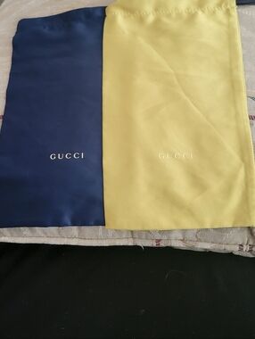 Gucci Silk Drawstring Pouches in Navy Blue and Yellow/Green Colours